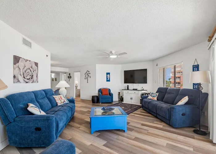 Apartment Oceanfront With Two King Beds At Palms