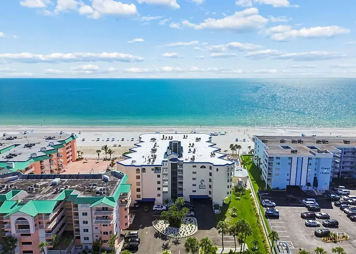 Oceanfront With Two King Beds At Palms Apartment