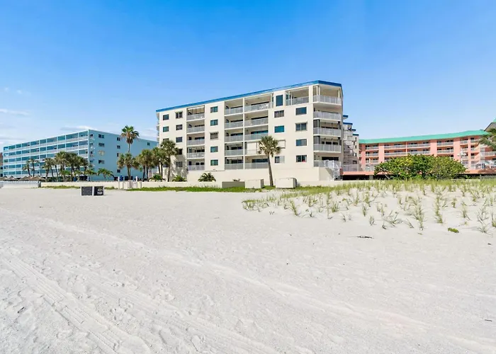 Oceanfront With Two King Beds At Palms